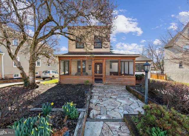 Property at 4052 Center Ave, Lafayette Hill, PA 19444, 3 beds, 2 baths