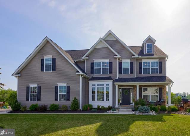 Property at 415 Chief Tatamy St, Easton, PA 18045, 5 beds, 3 baths