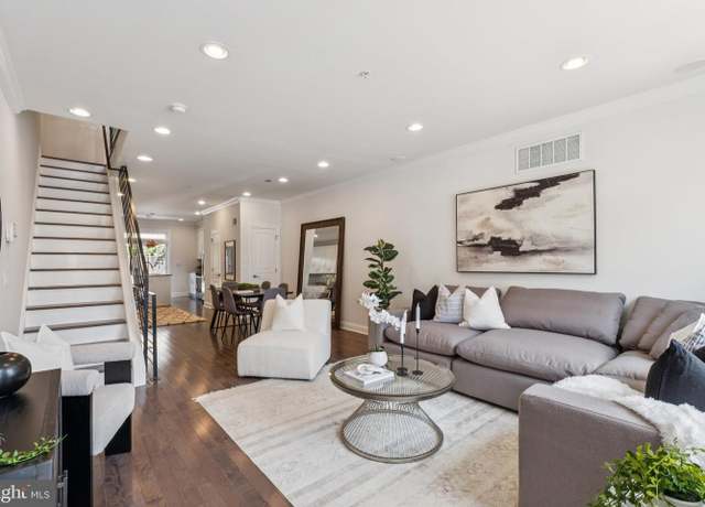 Property at 2529 W Oxford St, Philadelphia, PA 19121, 4 beds, 4.5 baths
