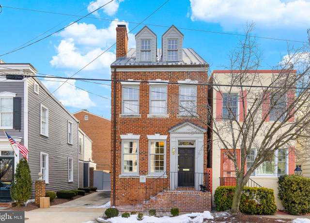 Property at 704 S Fairfax St, Alexandria, VA 22314, 3 beds, 2.5 baths