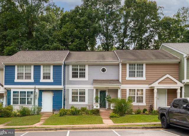 Property at 15232 Streamside Ct, Dumfries, VA 22025, 4 beds, 2.5 baths