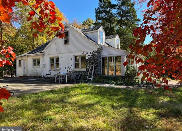 Property at 1816 Richmond Hwy, Stafford, VA 22554, 3 beds, 1 bath