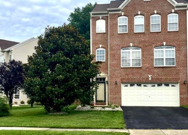 Property at 1 Jasmine Dr, Bear, DE 19701, 3 beds, 3 baths