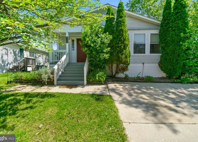 Property at 6445 Woodland Forest Dr, Elkridge, MD 21075, 2 beds, 2 baths