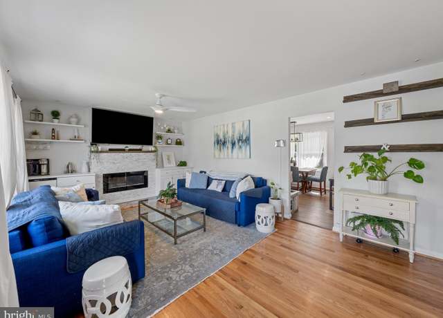 Property at 8725 W Fort Foote Ter, Fort Washington, MD 20744, 5 beds, 2.5 baths