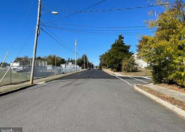 Property at 200 Walnut Ave, Pleasantville, NJ 08232
