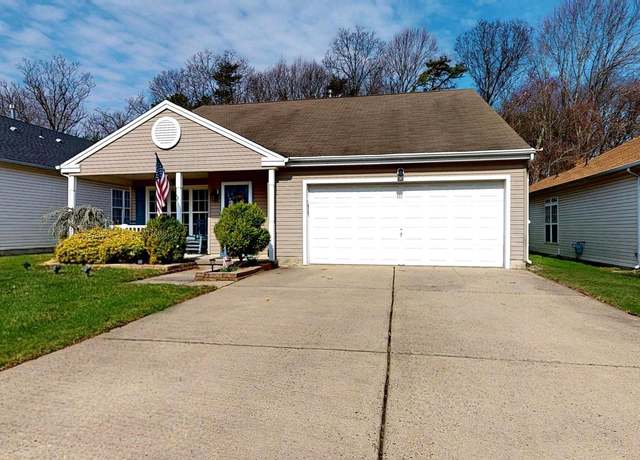 Property at 15 Carriage Stop Dr, Berlin, NJ 08009, 2 beds, 2 baths