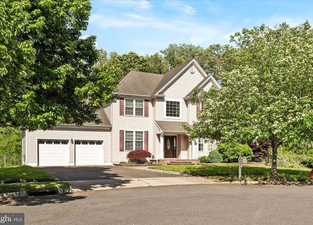 Property at 21 Jimarie Ct, Hamilton, NJ 08620, 4 beds, 3.5 baths
