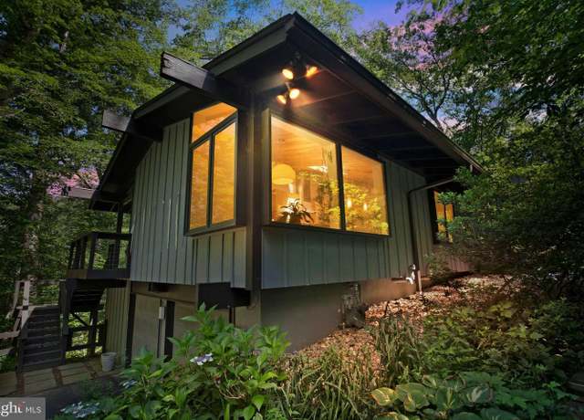 Property at 27 Forest View Rd, Rose Valley, PA 19086, 3 beds, 2 baths