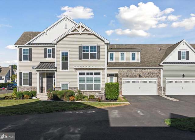 Property at 602 Summit Dr, Royersford, PA 19468, 4 beds, 3 baths
