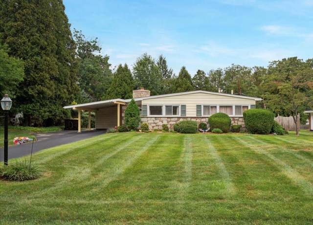 Property at 519 Paddock Rd, Ambler, PA 19002, 3 beds, 1.5 baths