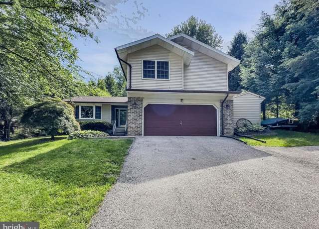 Property at 2980 Honey Valley Rd, Dallastown, PA 17313, 3 beds, 2.5 baths