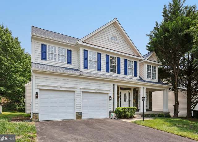 Property at 3108 Tulip Tree Pl, Dumfries, VA 22026, 5 beds, 3.5 baths