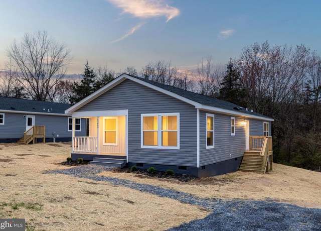 Property at 17460 Mt Pleasant Rd, Elkton, VA 22827, 3 beds, 2 baths