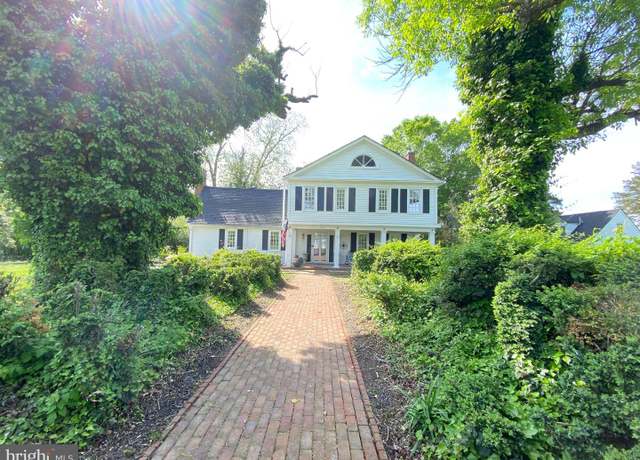 Property at 5110 Berclair Plantation Ln, Fredericksburg, VA 22408, 3 beds, 2 baths