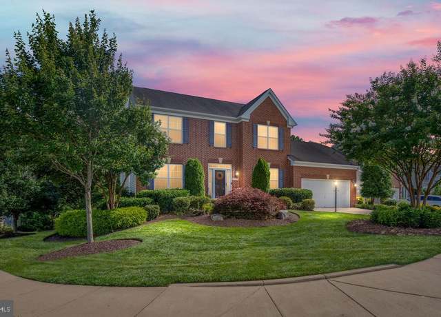 Property at 5700 Spruce Valley Dr, Fredericksburg, VA 22407, 4 beds, 4.5 baths