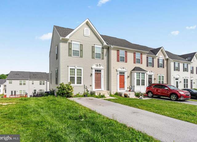 Property at 179 Norwood Dr, Falling Waters, WV 25419, 4 beds, 3 baths