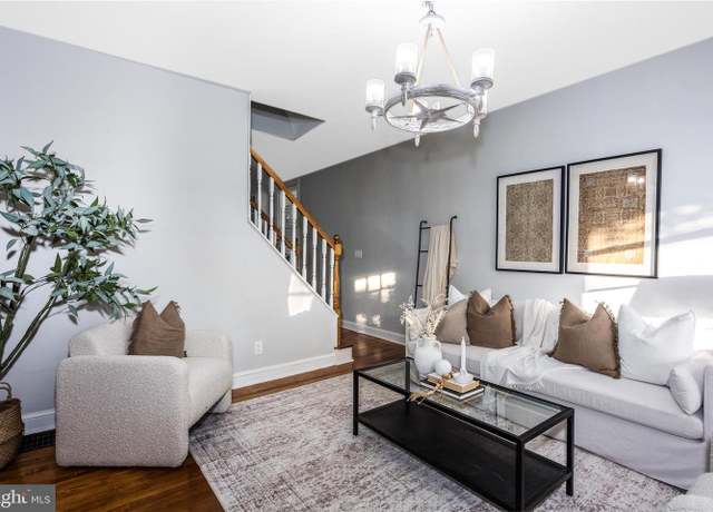 Property at 3717 Falls Rd, Baltimore, MD 21211, 3 beds, 1 bath