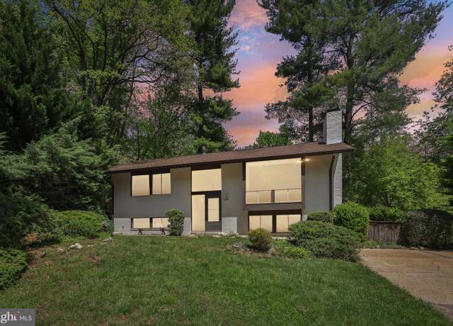 Property at 11 Watchwater Way, Rockville, MD 20850, 4 beds, 3 baths