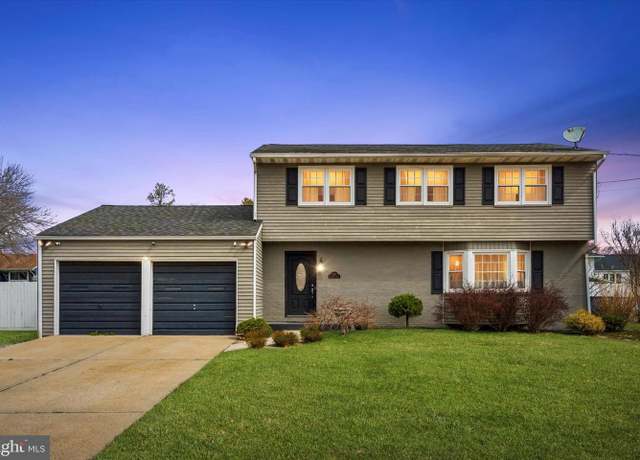 Property at 2310 Klockner Rd, Hamilton, NJ 08690, 4 beds, 2.5 baths