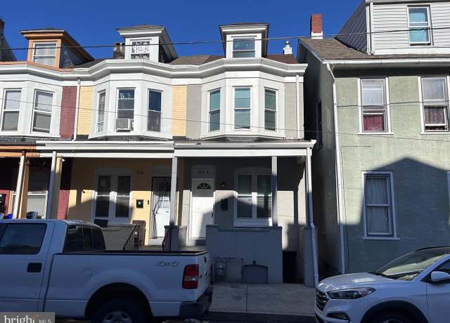 Property at 520-A Birch St, Reading, PA 19604, 3 beds, 1 bath
