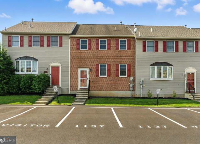 Property at 1137 Fredrick Blvd, Reading, PA 19605, 3 beds, 2.5 baths