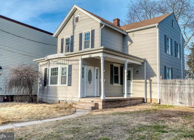 Property at 222 Washington St, Morrisville, PA 19067, 3 beds, 1 bath
