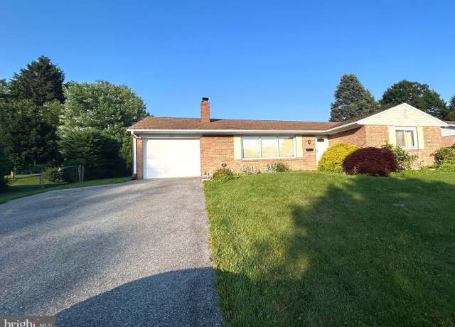 Property at 305 Reservoir Rd, Mechanicsburg, PA 17055, 3 beds, 1.5 baths