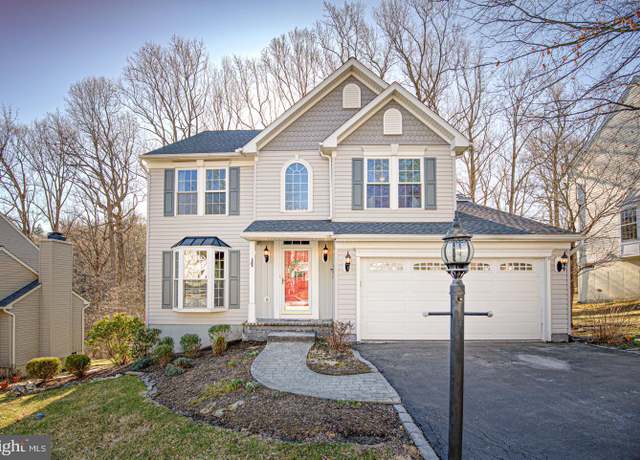 Property at 932 Kings Arms Dr, Downingtown, PA 19335, 4 beds, 3 baths