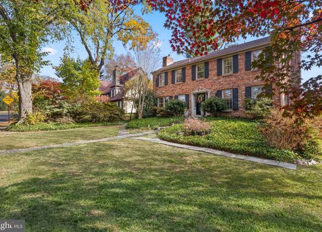 Property at 100 Mulberry Ln, Media, PA 19063, 4 beds, 3.5 baths