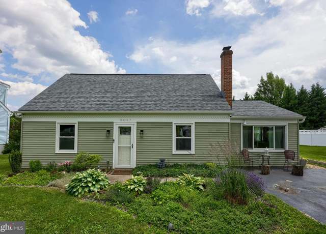 Property at 2647 Hemlock Dr, Columbia, PA 17512, 3 beds, 2 baths