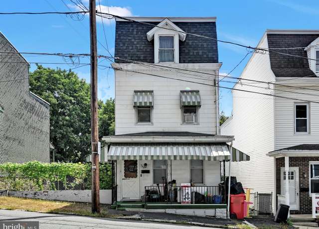 Property at 545 E Arch St, Pottsville, PA 17901, 5 beds, 1 bath