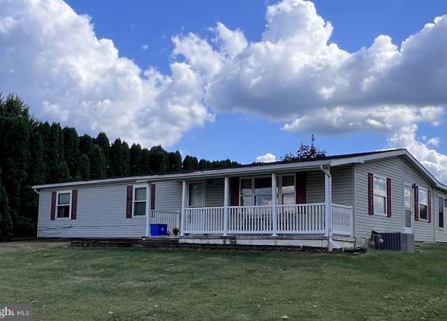 Property at 430 Clover Ln, Hanover, PA 17331, 3 beds, 2 baths
