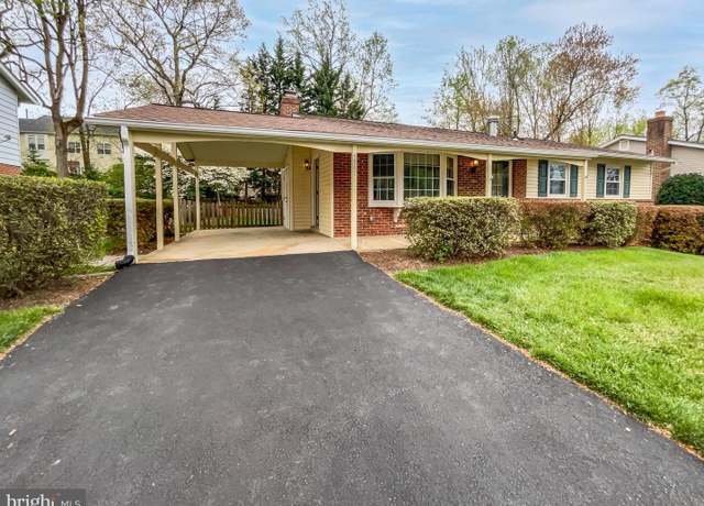 Property at 4987 Dequincey Dr, Fairfax, VA 22032, 4 beds, 3 baths