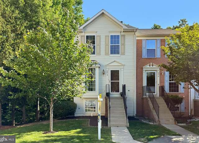 Property at 2018 Stargrass Ct, Woodbridge, VA 22192, 2 beds, 2.5 baths