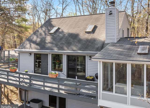 Property at 259 Anderson Rd, Basye, VA 22810, 4 beds, 3 baths