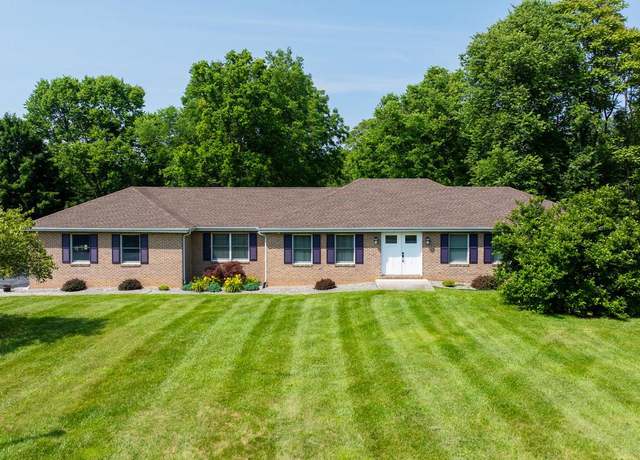 Property at 117 Columbus Ct, Martinsburg, WV 25404, 3 beds, 2 baths