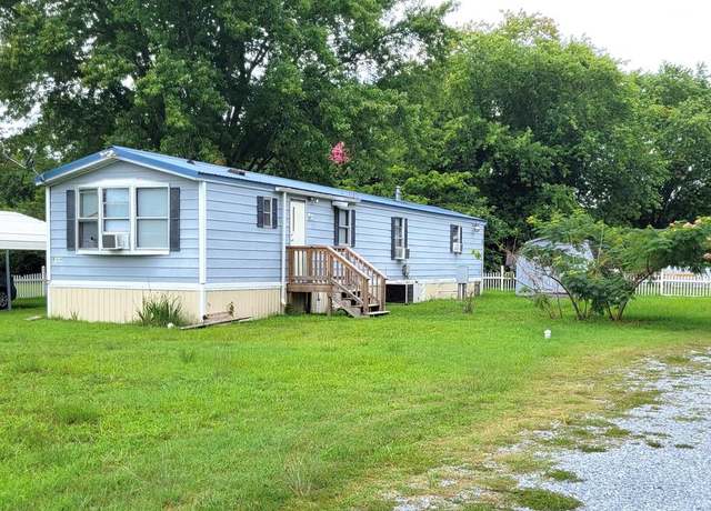 Property at 27424 Oak Meadow Dr, Millsboro, DE 19966, 2 beds, 2 baths