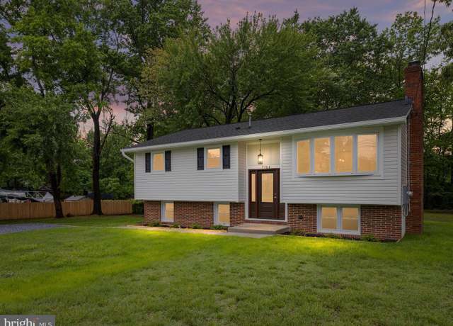 Property at 7704 Stoney Creek Dr, Pasadena, MD 21122, 4 beds, 3 baths