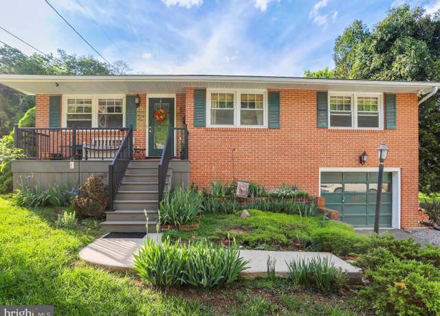 Property at 731 Fayette St, Cumberland, MD 21502, 3 beds, 1.5 baths