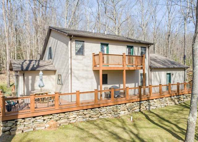Property at 328 Stool Rock Rd, Oakland, MD 21550, 4 beds, 2.5 baths