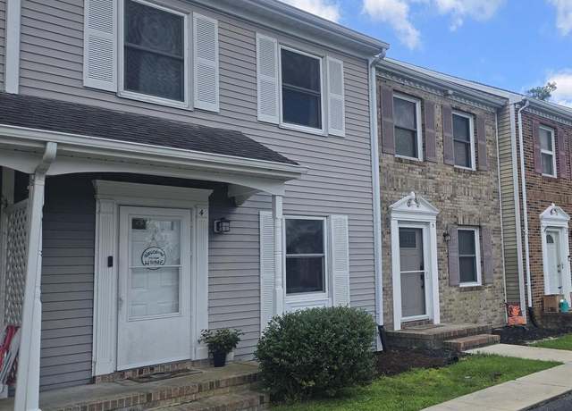 Property at 4 Franklin Sq, Berlin, MD 21811, 3 beds, 2.5 baths