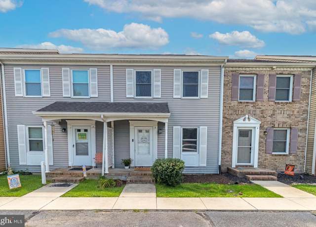 Property at 4 Franklin Sq, Berlin, MD 21811, 3 beds, 2.5 baths