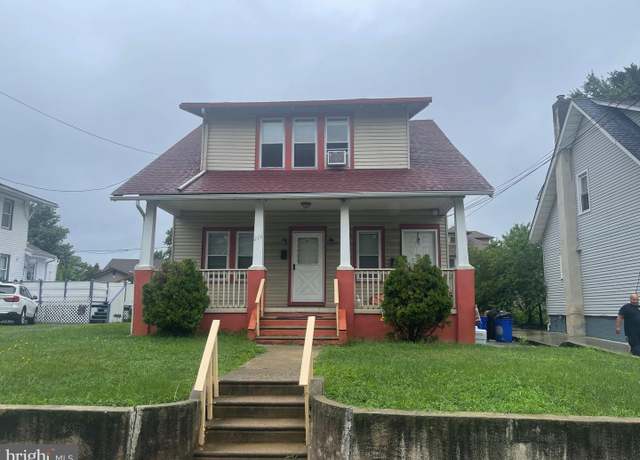 Property at 219 Evergreen Ave, Oaklyn, NJ 08107, 4 beds