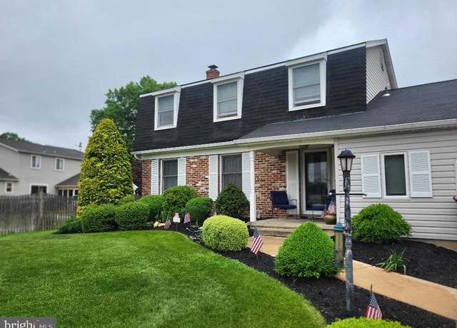 Property at 705 Chatham Rd, Somerdale, NJ 08083, 4 beds, 0.5 baths