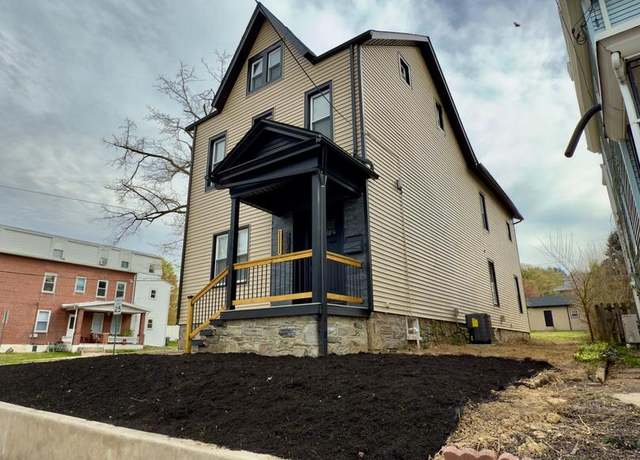 Property at 136 Philadelphia Ave, Reading, PA 19607, 5 beds, 3 baths