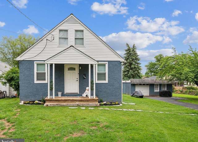 Property at 330 Date St, Warminster, PA 18974, 4 beds, 1.5 baths