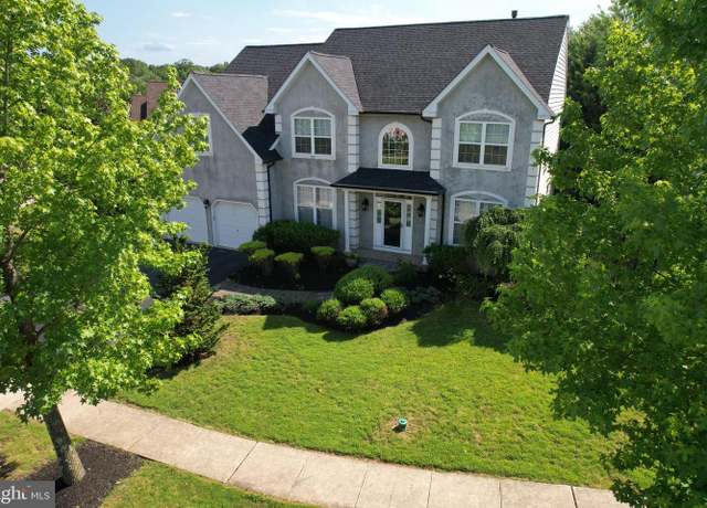 Property at 434 Longleaf Dr, Perkasie, PA 18944, 5 beds, 3.5 baths
