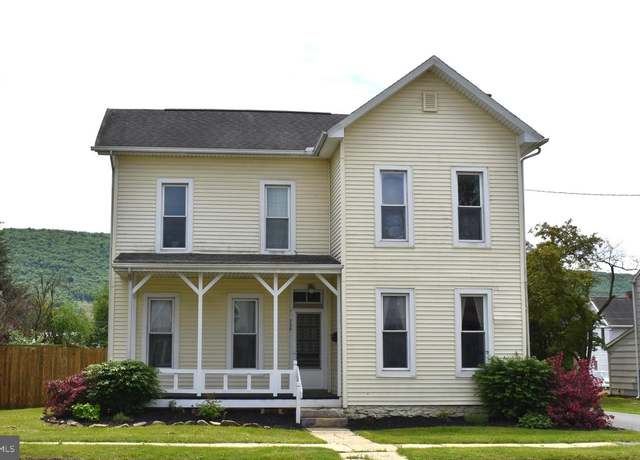 Property at 726 E Main St, Lock Haven, PA 17745, 3 beds, 1.5 baths