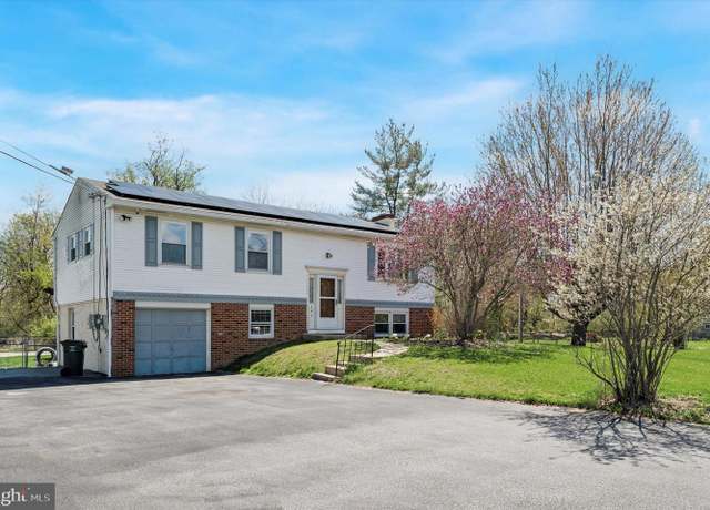 Property at 197 Loomis Ave, Coatesville, PA 19320, 4 beds, 2 baths